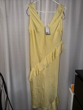 H&M Pale Yellow Ruffle V-Neck Midi Dress